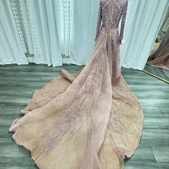 Iyza Belaar Beaded Sequin Embroidered Hand Beaded Gown Dress Purple Size 8 - Picture 5 of 10